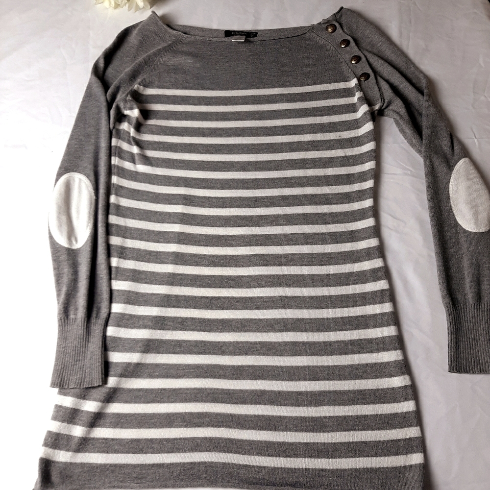 Gray striped karisma sweater size large